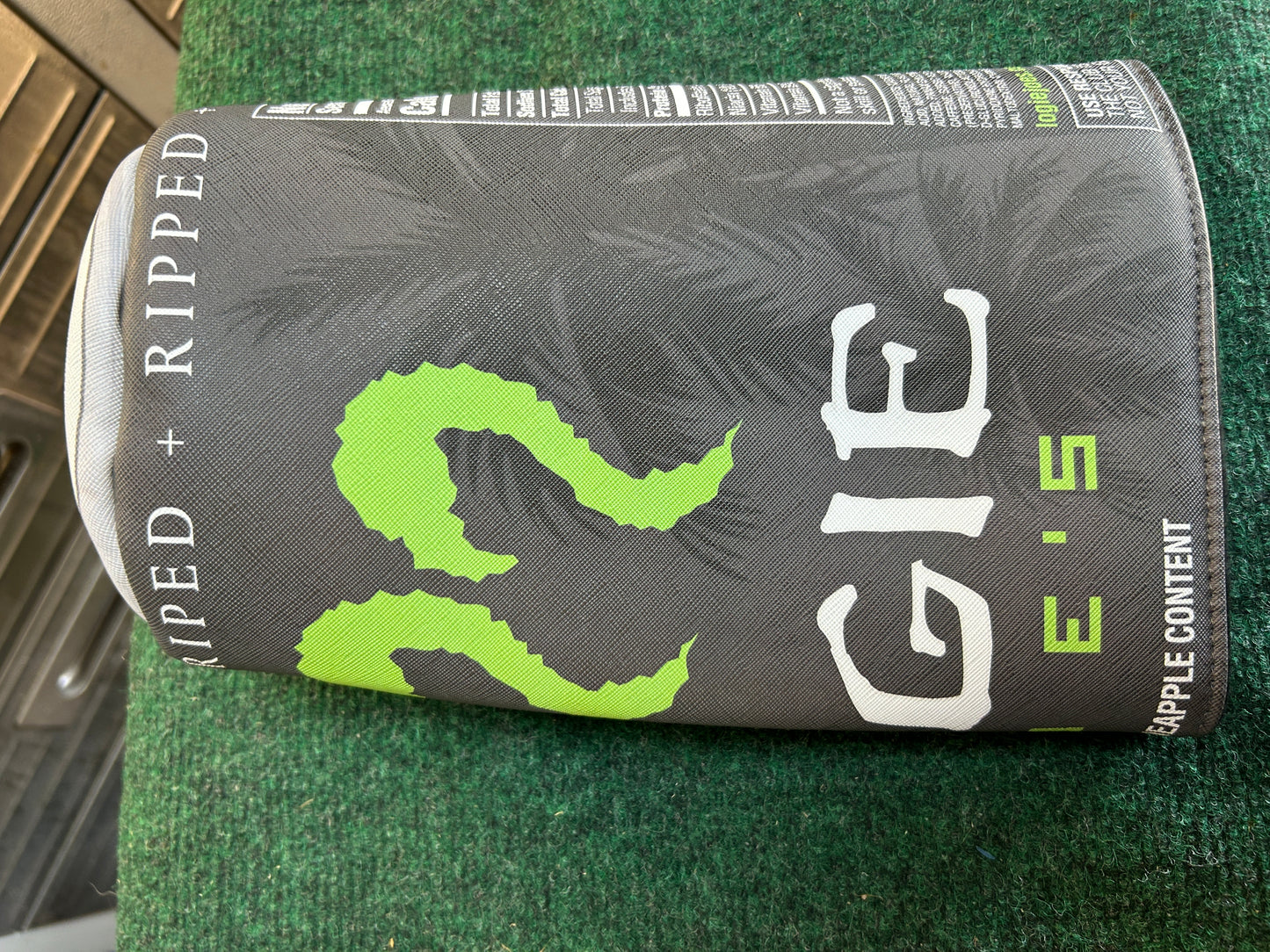 Logie Joes Energy Drink Driver Headcover