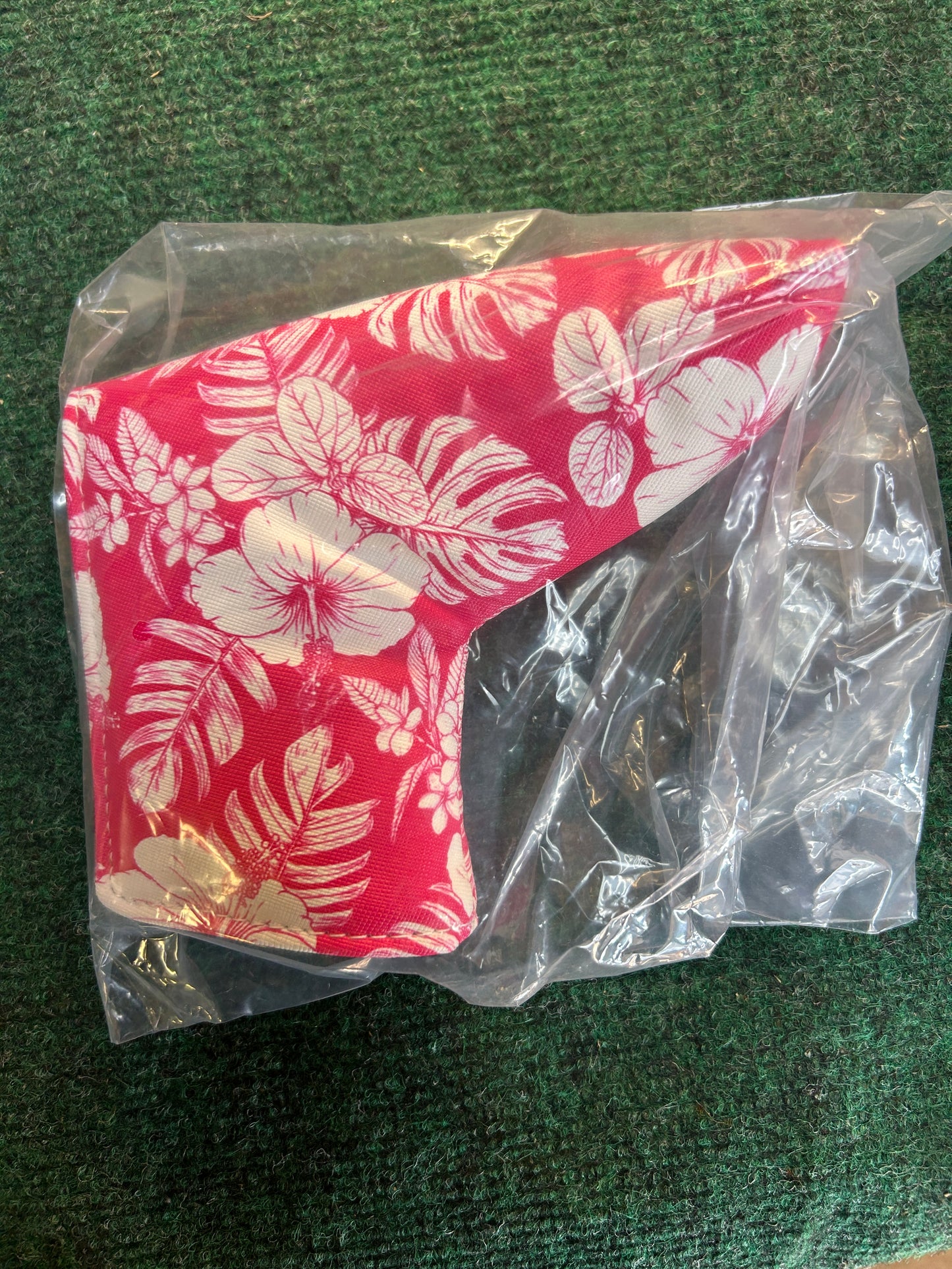 Logie Joes Hot Pink Floral Blade Style Putter Cover