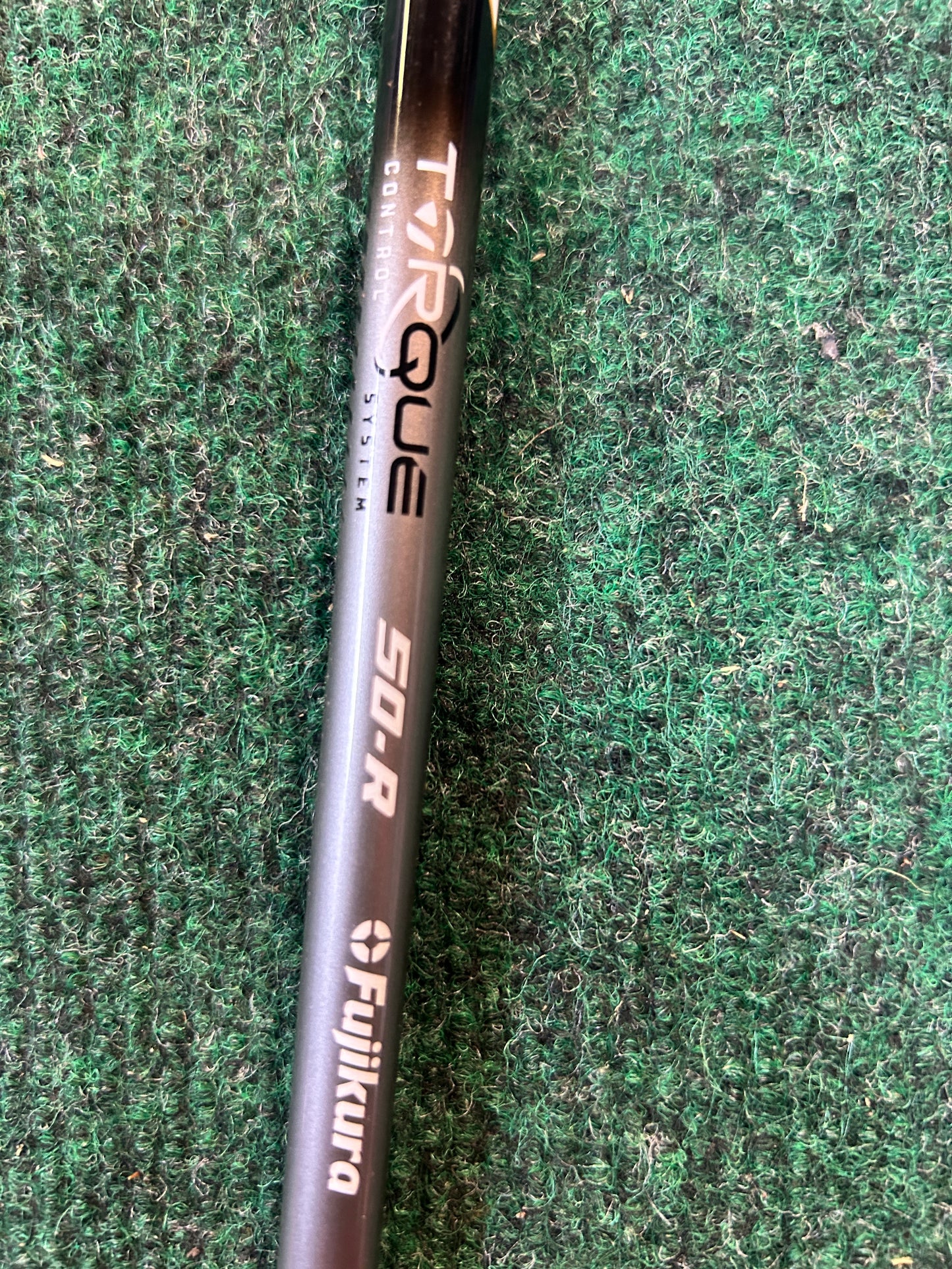 TaylorMade Qi35 RH 9.0 Deg. Driver 45" Long Regular Flex (no head cover)