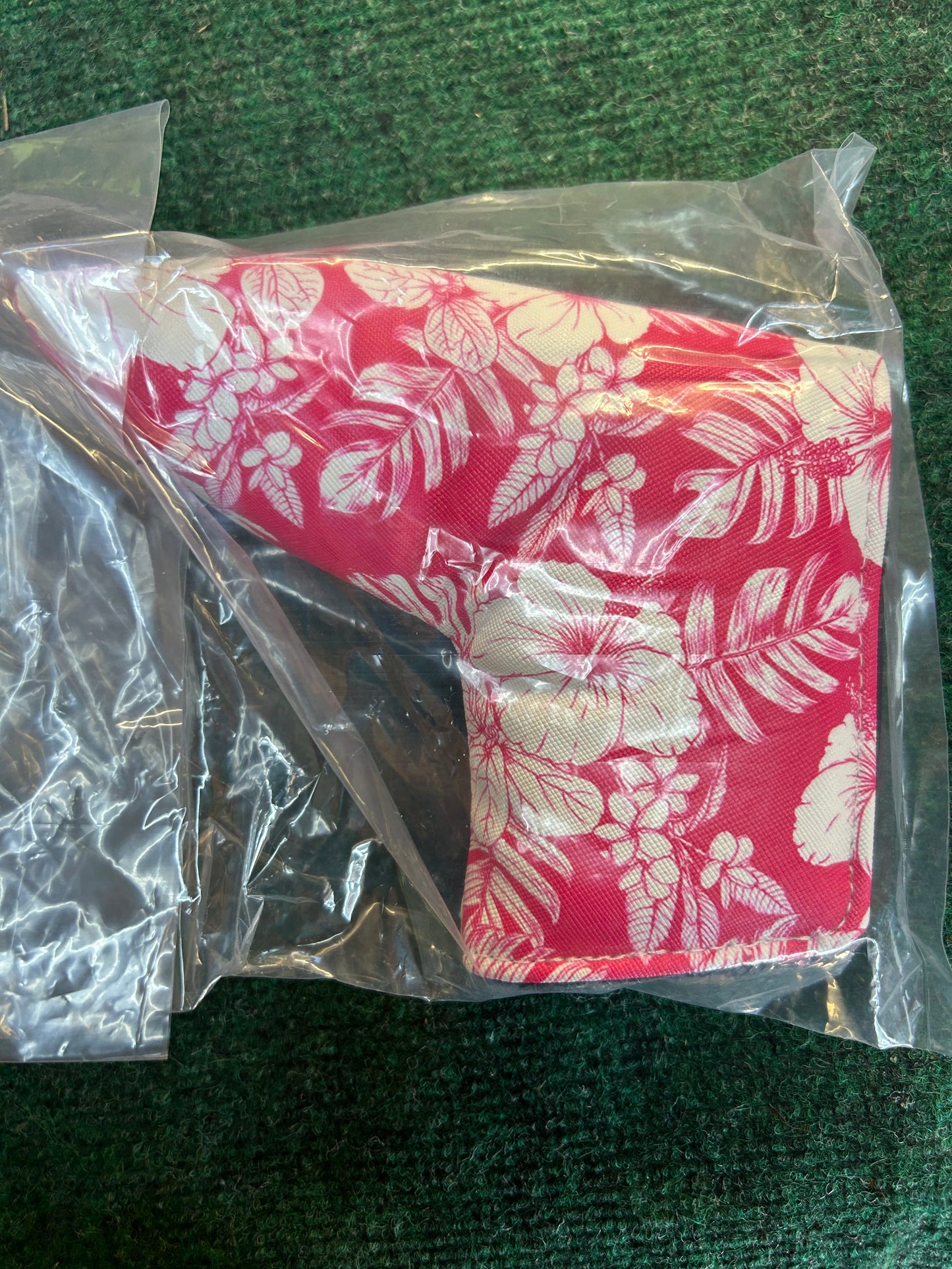 Logie Joes Hot Pink Floral Blade Style Putter Cover